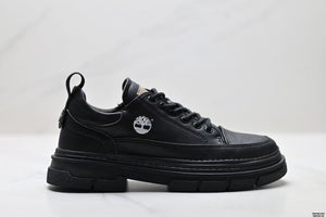 Brooklyn Oxford low-top hiking shoes — image 1
