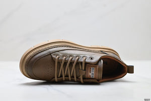 Brooklyn Oxford lightweight low-top hiking shoes — image 4