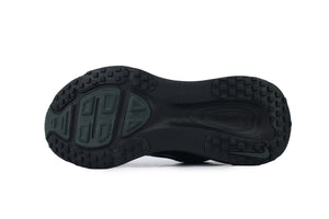 V18 Vomero 18 'Triple Black — image 4