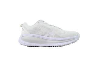 V18 Vomero 18 'White Photon Dust — image 2