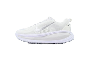 V18 Vomero 18 'White Photon Dust — image 1
