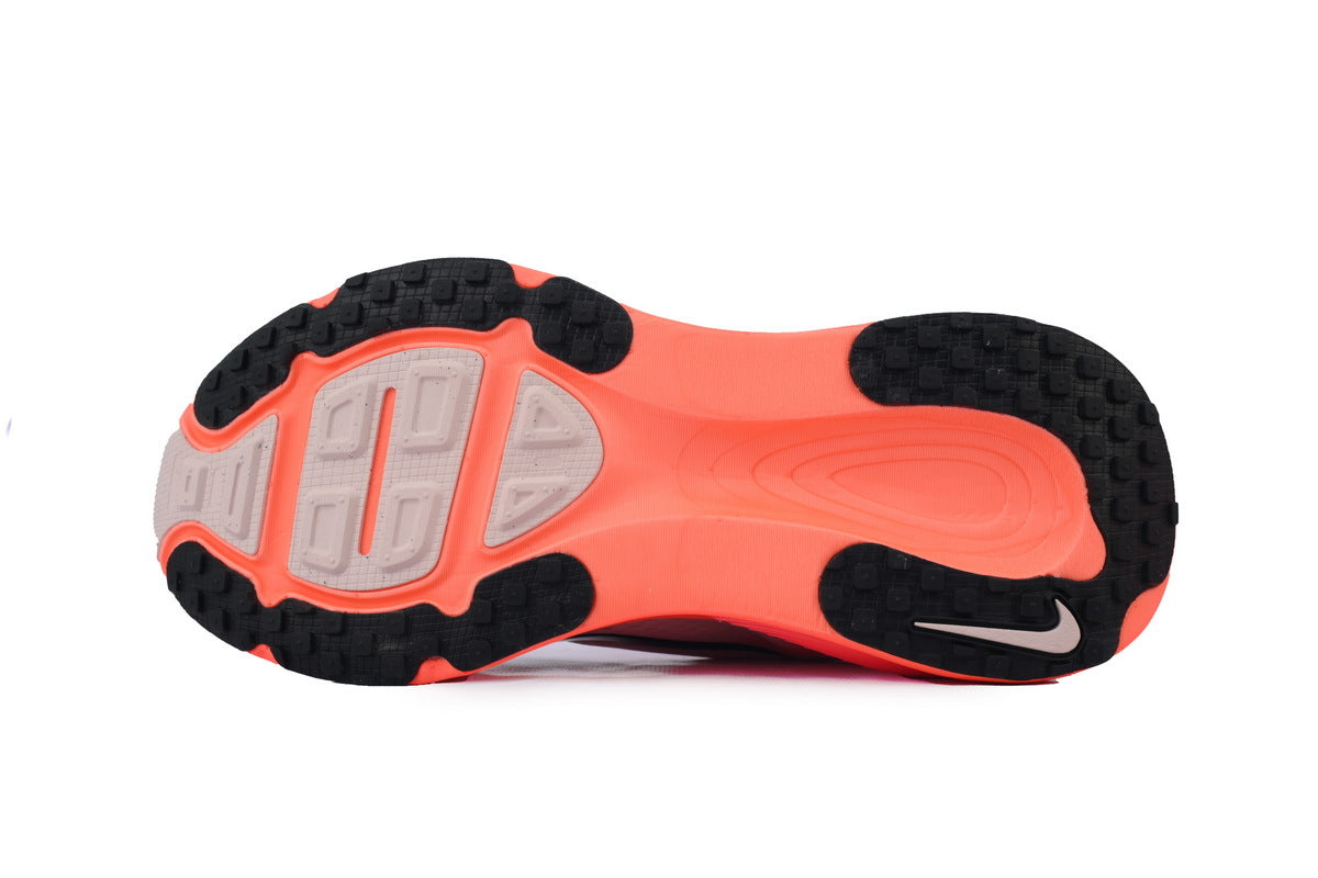 V18 Vomero 18 'Atmosphere Pink