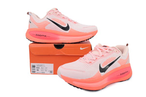 V18 Vomero 18 'Atmosphere Pink — image 10