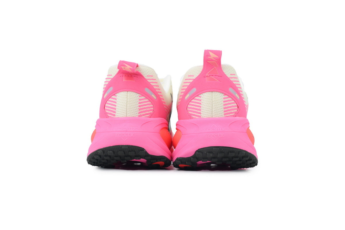 V18 Vomero 18 'Sail Hyper Pink