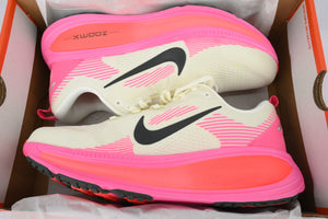 V18 Vomero 18 'Sail Hyper Pink — image 5