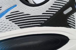 V18 Vomero 18 'White Black Photo Blue — image 6