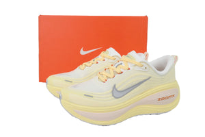Vomero Plus Vomero Yellow — image 8
