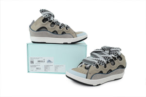 Luxury sneakers — image 3