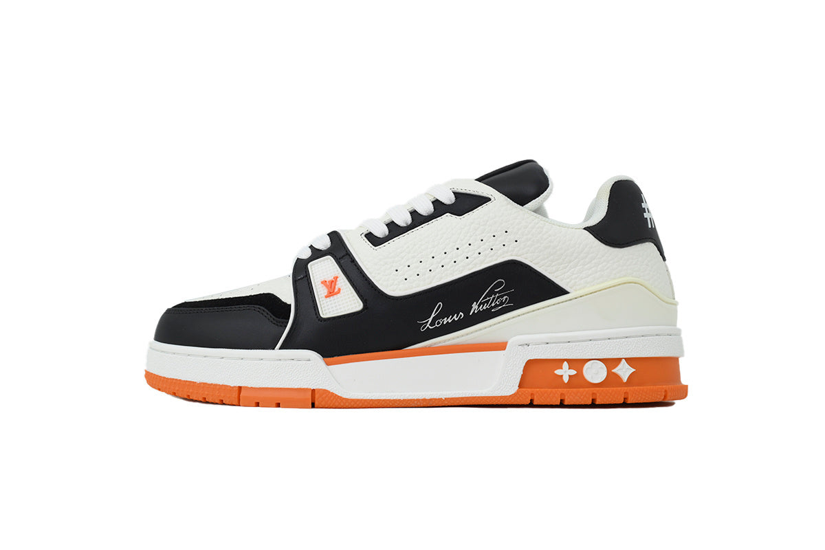 TRAINER