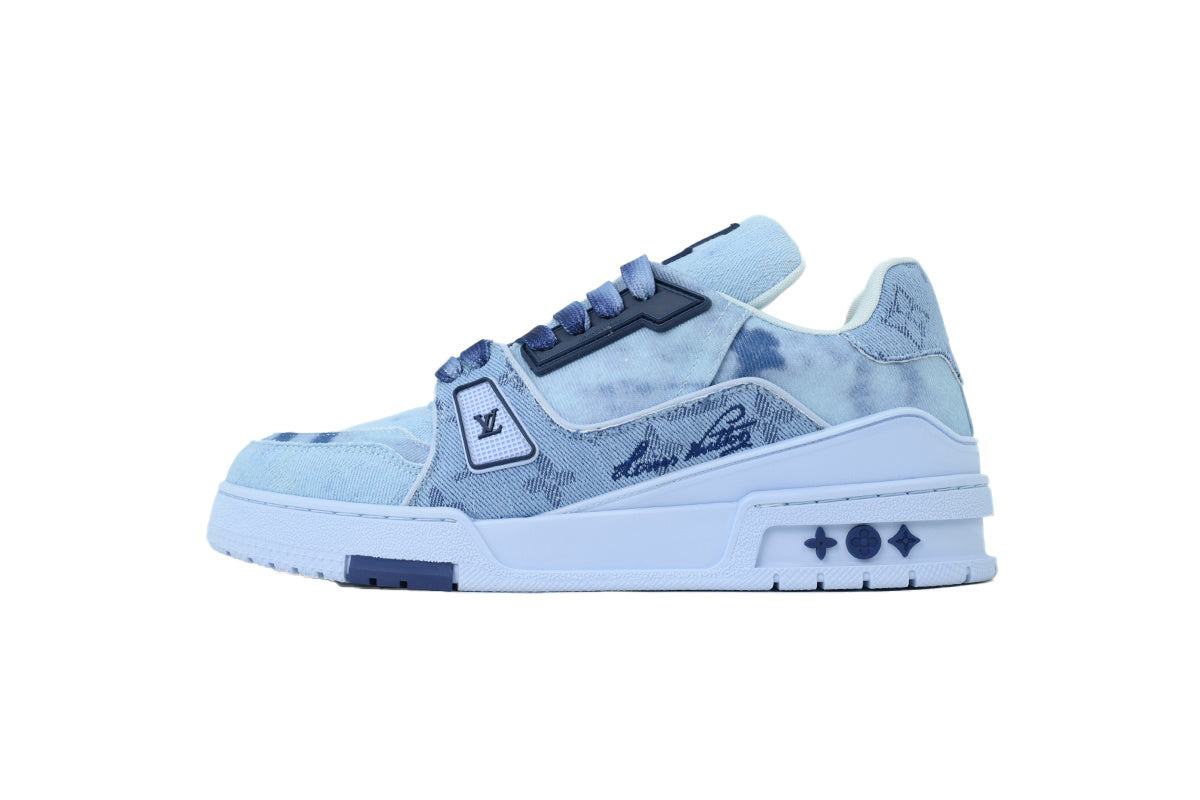 TRAINER
