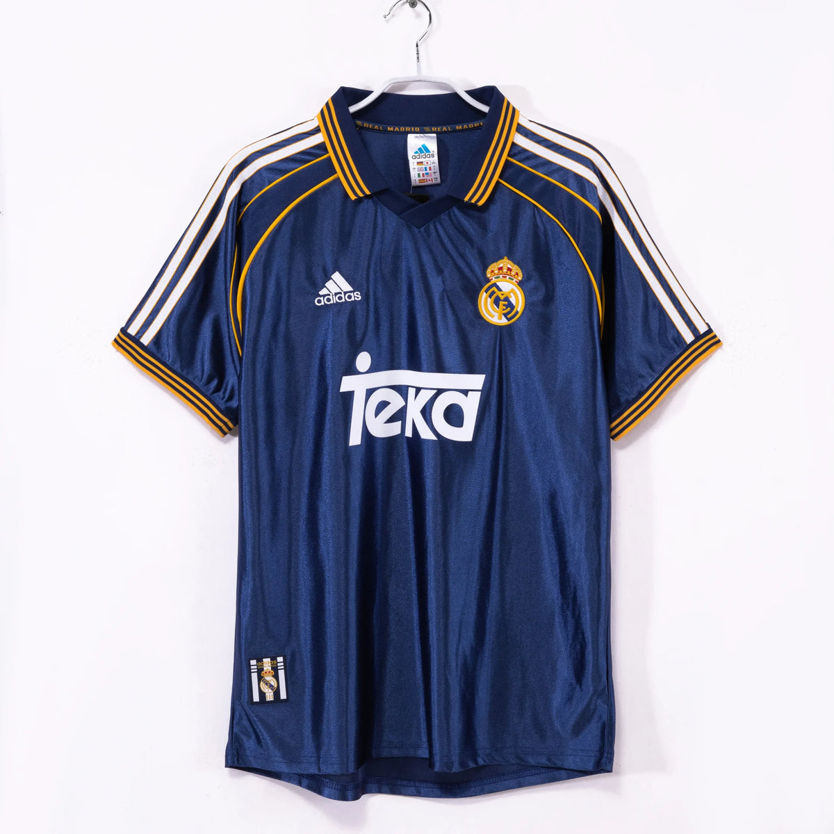 maillot de foot rétro real madrid 1998