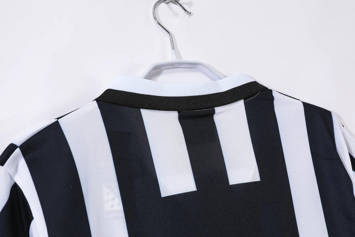 maillot de foot rétro Juventus 1994/1995