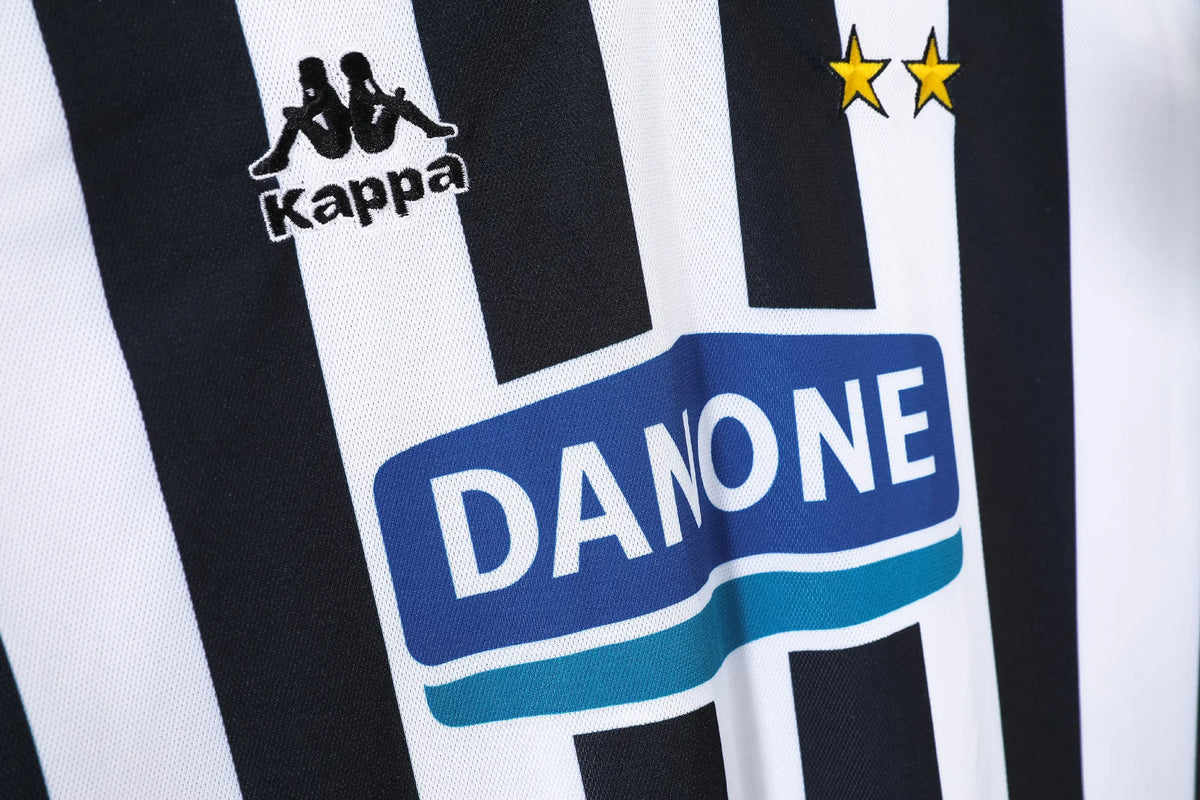 maillot de foot rétro Juventus 1994/1995