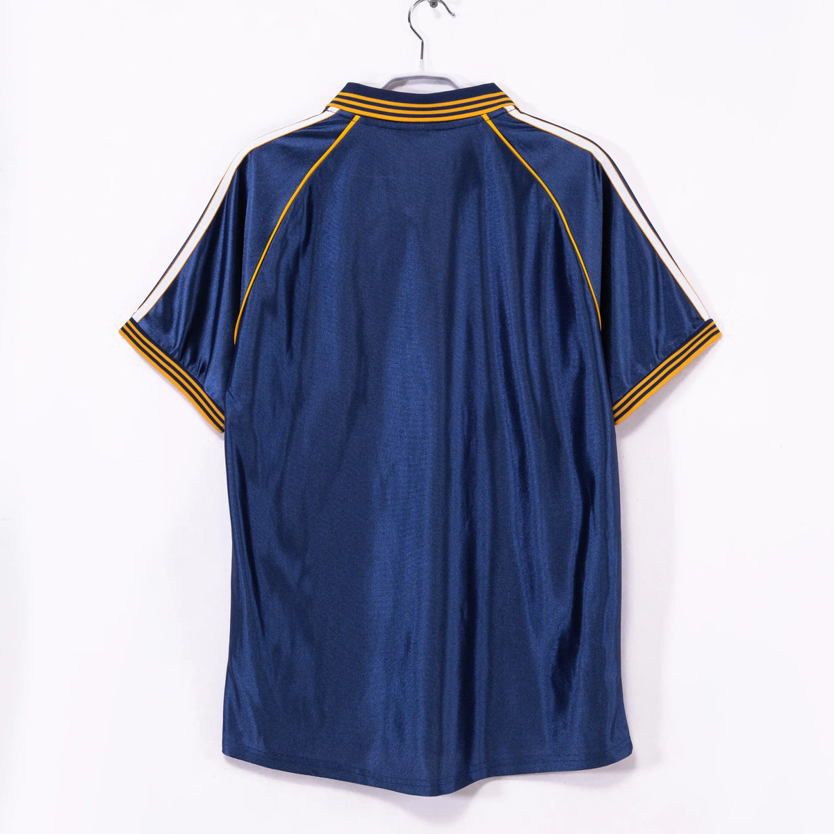 maillot de foot rétro real madrid 1998