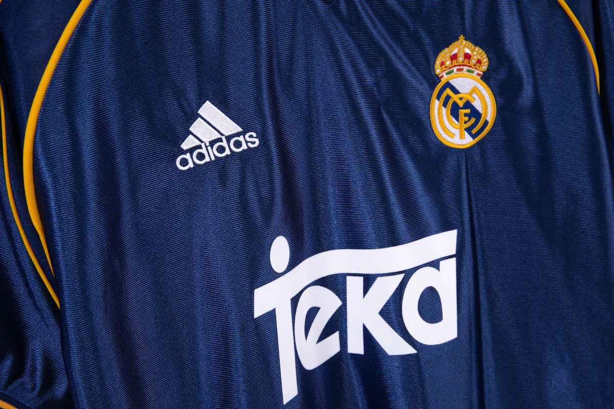 maillot de foot rétro real madrid 1998